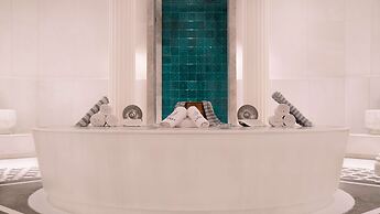 The Land Of Legends Kingdom Hotel