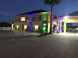 Los Fresnos Inn and Suites
