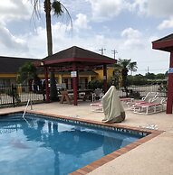 Los Fresnos Inn and Suites