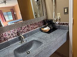 Los Fresnos Inn and Suites