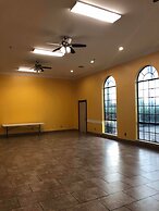 Los Fresnos Inn and Suites