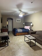 Los Fresnos Inn and Suites