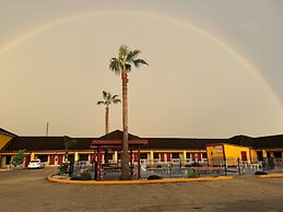 Los Fresnos Inn and Suites