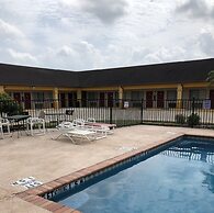 Los Fresnos Inn and Suites