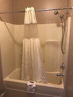 Los Fresnos Inn and Suites