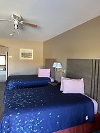 Los Fresnos Inn and Suites