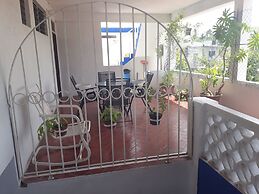 Hotel y Bungalows Los Arcos