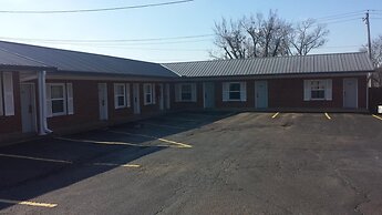 Savannah Motel