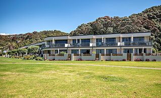 Beachpoint Apartments