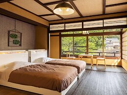 Ooedo Onsen Monogatari Premium Saiki Bekkan