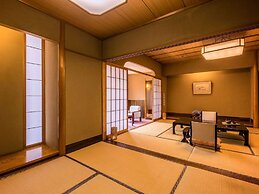 Ooedo Onsen Monogatari Premium Saiki Bekkan