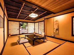 Ooedo Onsen Monogatari Premium Saiki Bekkan