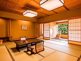Ooedo Onsen Monogatari Premium Saiki Bekkan