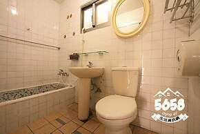 Dabing Home in Tainan