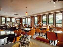 Charming in Khao Yai Hotel