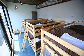 KAMP Houkan-cho Backpacker's Inn & Lounge - Hostel