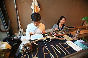 KAMP Houkan-cho Backpacker's Inn & Lounge - Hostel