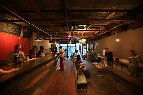 KAMP Houkan-cho Backpacker's Inn & Lounge - Hostel