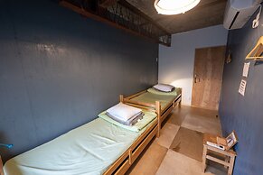 KAMP Houkan-cho Backpacker's Inn & Lounge - Hostel