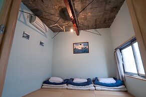 KAMP Houkan-cho Backpacker's Inn & Lounge - Hostel