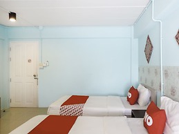 OYO 983 The Private Hotel