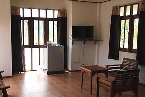 Khao Yai Country Hill Resort