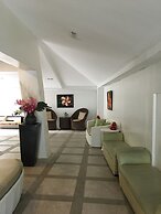 Casa Pilar Beach Resort