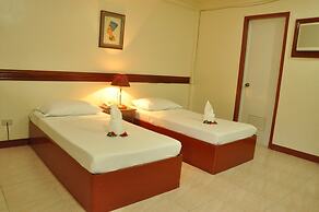 Casa Pilar Beach Resort