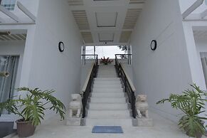 Casa Pilar Beach Resort