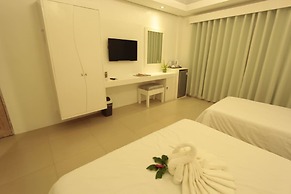 Casa Pilar Beach Resort