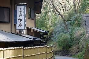 Miyoshino Sakuraan