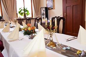 Hotel Restaurant Zur Hallenburg