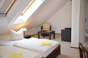 Hotel Restaurant Zur Hallenburg