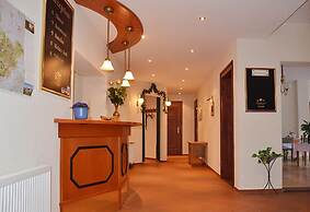 Hotel Restaurant Zur Hallenburg