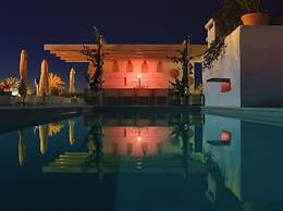 Gatzara Suites Santa Gertrudis