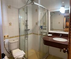 Seaview Hotel Sriracha