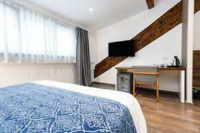 Azur Palace Luxury Rooms