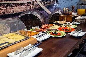 Azur Palace Luxury Rooms