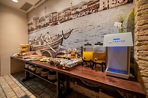 Azur Palace Luxury Rooms