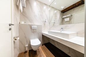 Azur Palace Luxury Rooms