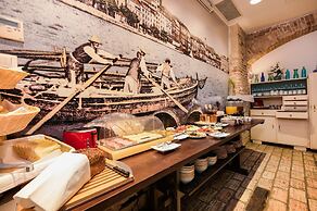 Azur Palace Luxury Rooms