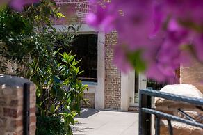 Azur Palace Luxury Rooms