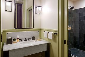 The Barnett - JDV by Hyatt