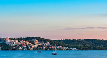 Luxury Apartments Villa Tea