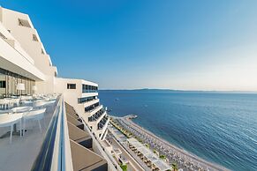 Medora Auri Family Beach Hotel