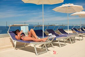 Medora Auri Family Beach Hotel