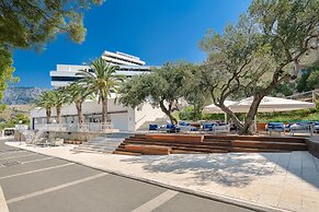 Medora Auri Family Beach Hotel