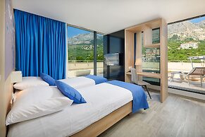 Medora Auri Family Beach Hotel