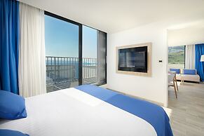 Medora Auri Family Beach Hotel