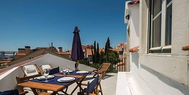 Lisbon Apartments near River